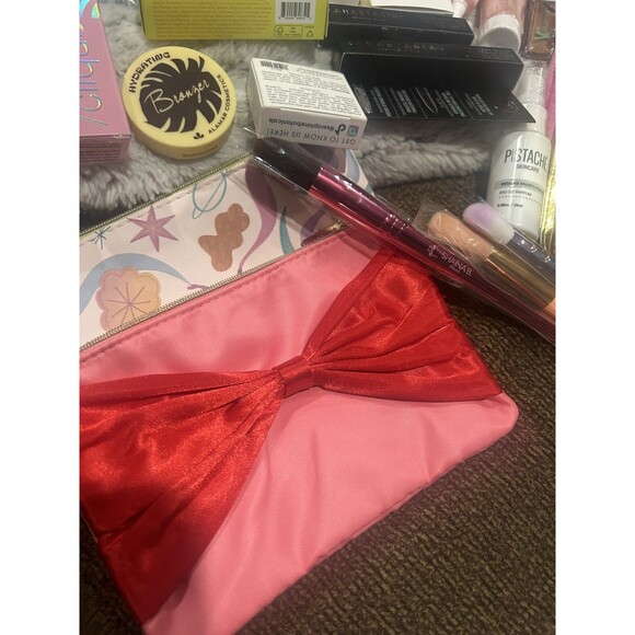 HUGE Beauty Lot 60+ pcs - Makeup Skincare Hair - Bags Brushes Travel Sz Full Sz - Picture 5 of 8